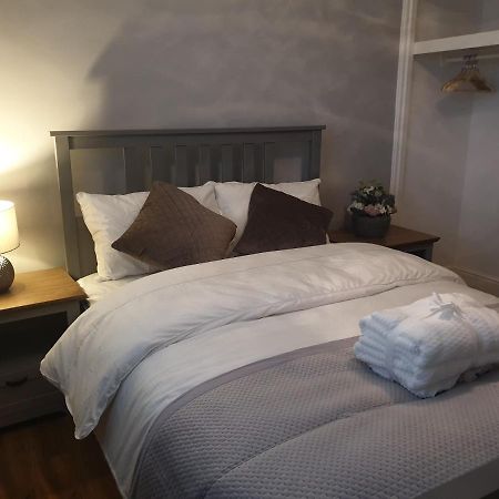 Arsenal Highbury & Islington Beautifully Presented Bed and Breakfast London Exteriör bild