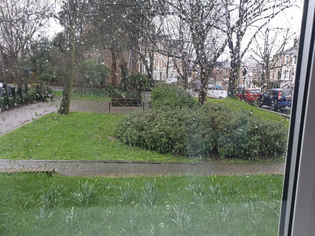 Arsenal Highbury & Islington Beautifully Presented Bed and Breakfast London Exteriör bild