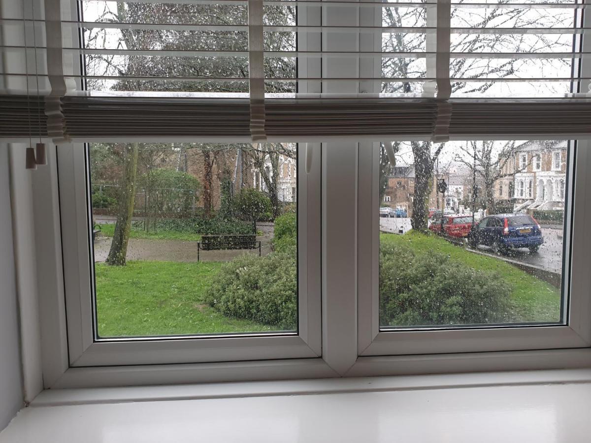 Arsenal Highbury & Islington Beautifully Presented Bed and Breakfast London Exteriör bild